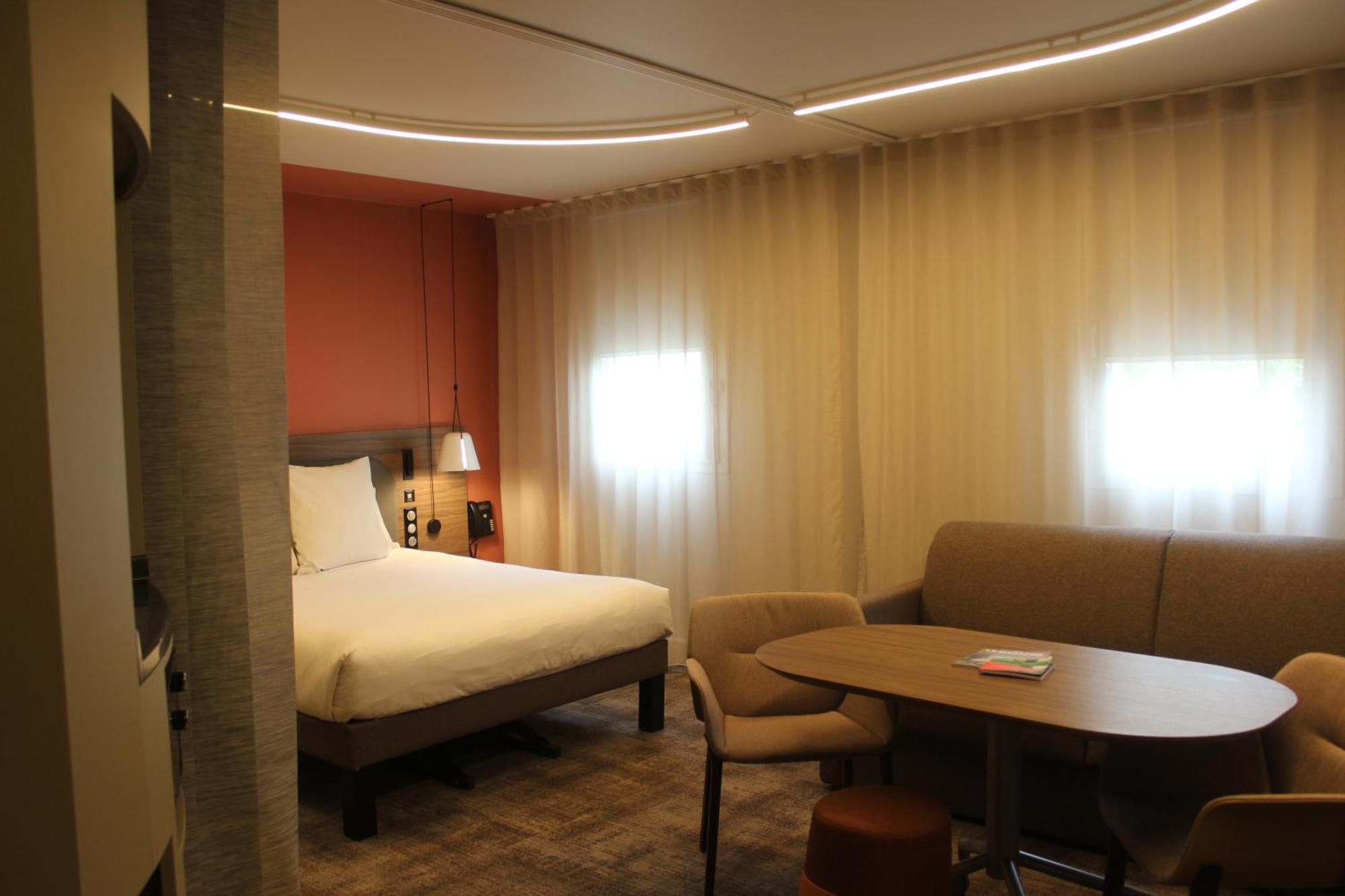 Novotel Suites Rouen Normandie Exteriör bild