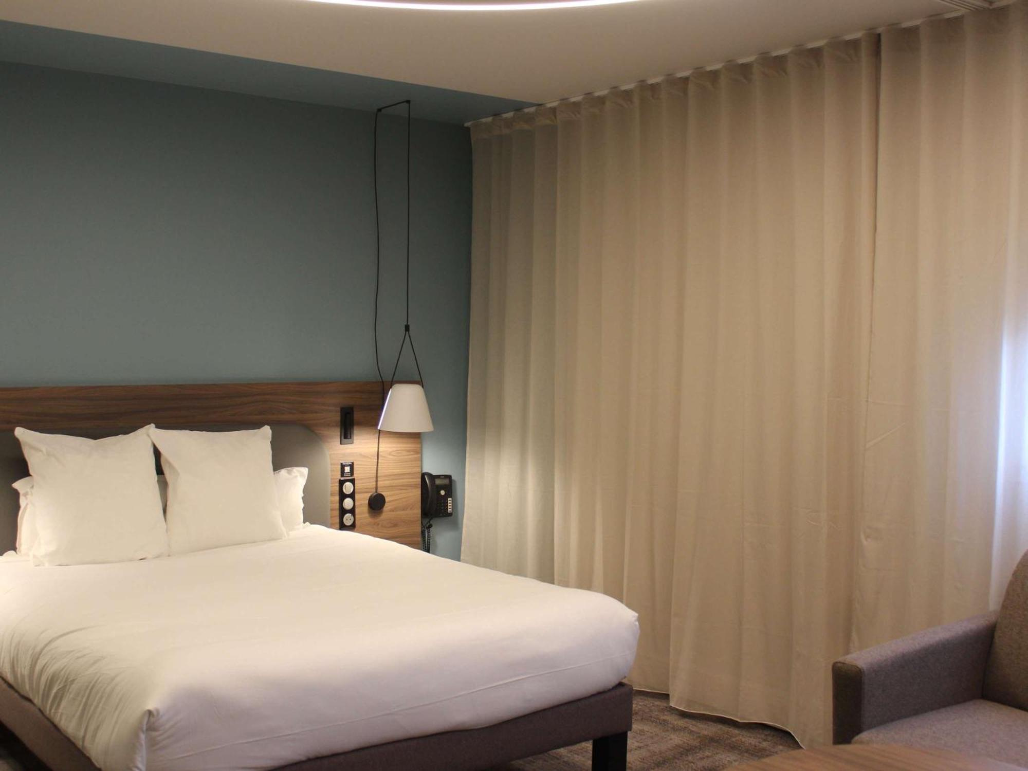 Novotel Suites Rouen Normandie Exteriör bild