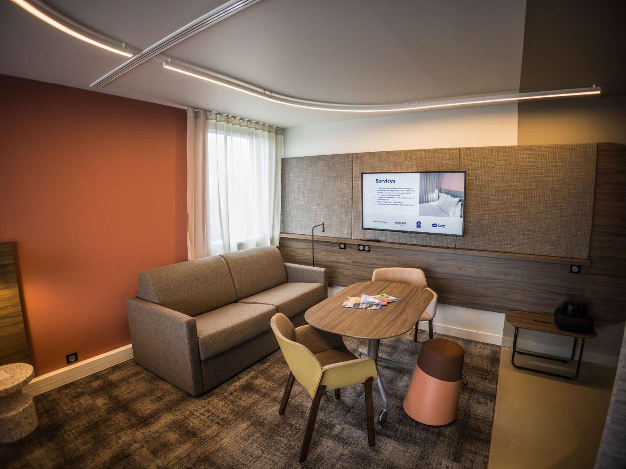 Novotel Suites Rouen Normandie Exteriör bild