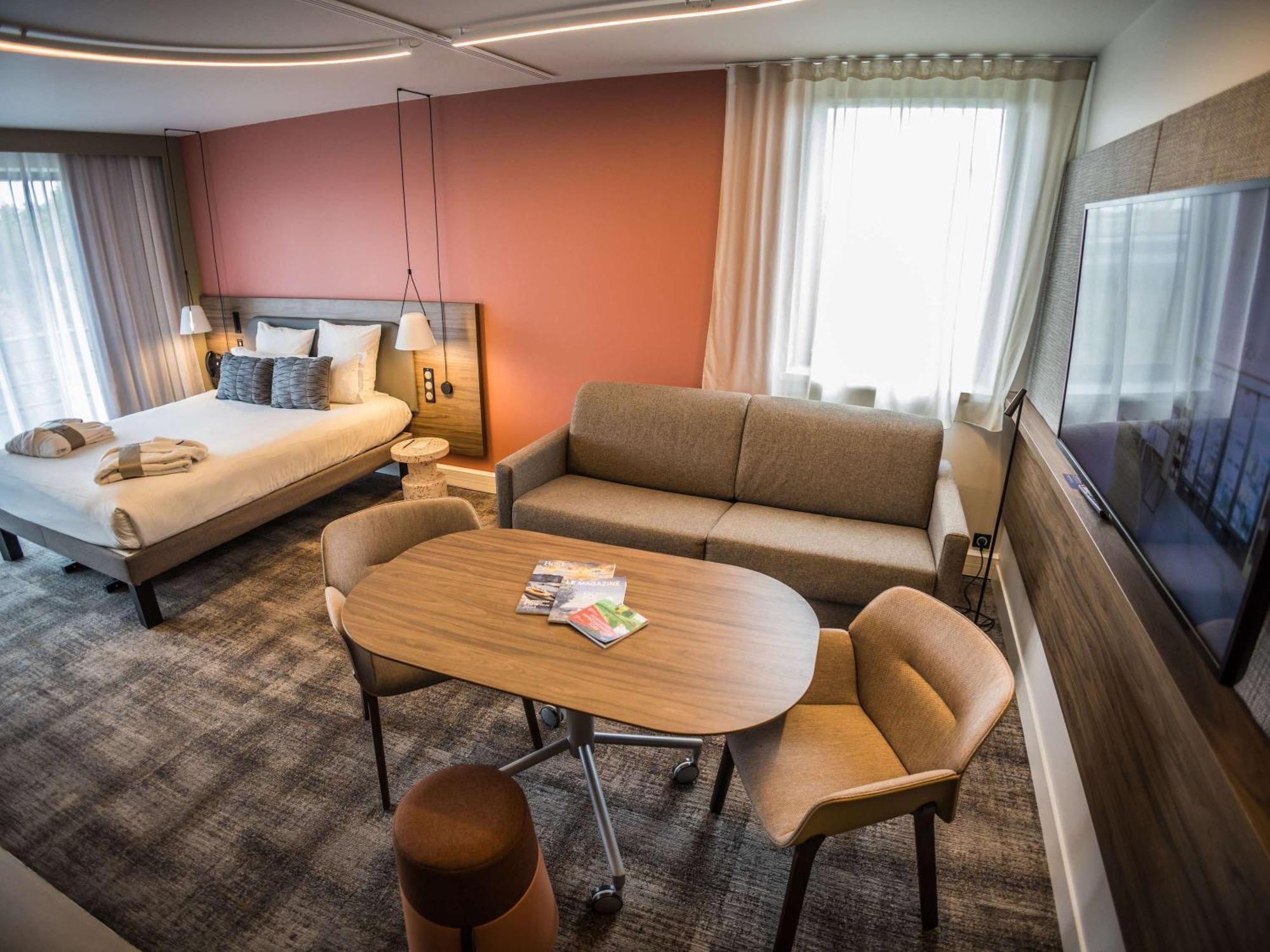 Novotel Suites Rouen Normandie Exteriör bild