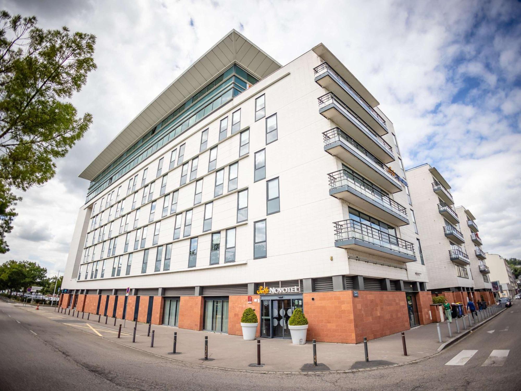 Novotel Suites Rouen Normandie Exteriör bild