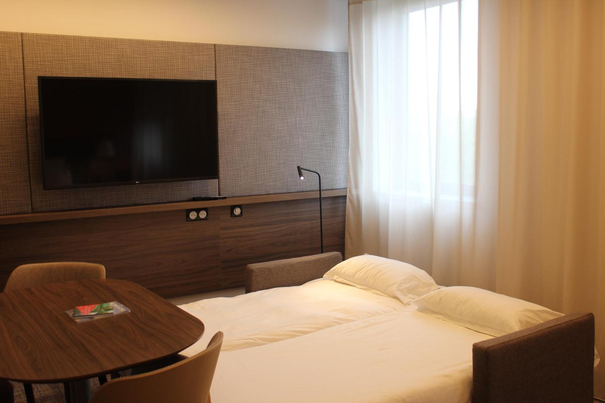 Novotel Suites Rouen Normandie Exteriör bild